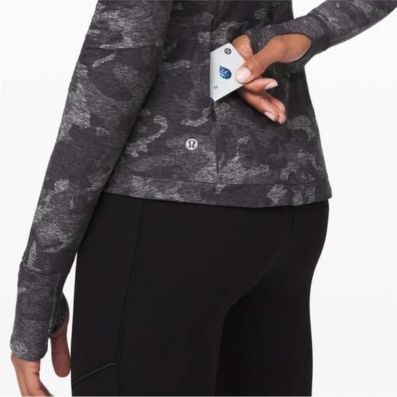 LULULEMON RUNDERFUL CAMO TOP - Picture 4 of 11